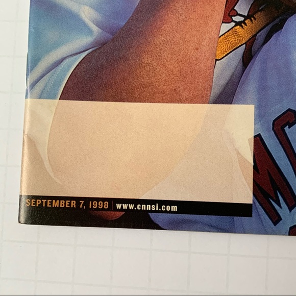 Mark McGwire St Louis Cardinals Sports Illustrated Magazine September 7, 1998 - Picture 4 of 8